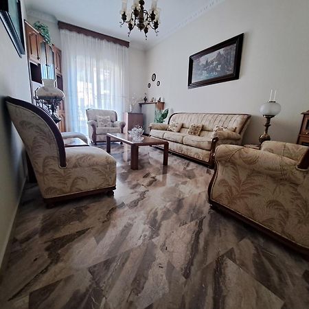 קאלאבאקה Family Apartment Meteora מראה חיצוני תמונה